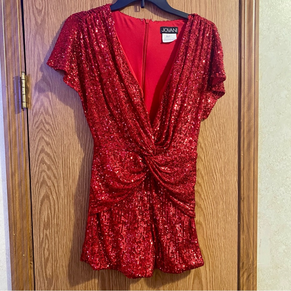 Jovani Red Sequin Romper Size 00 Deep V Prom Homecoming